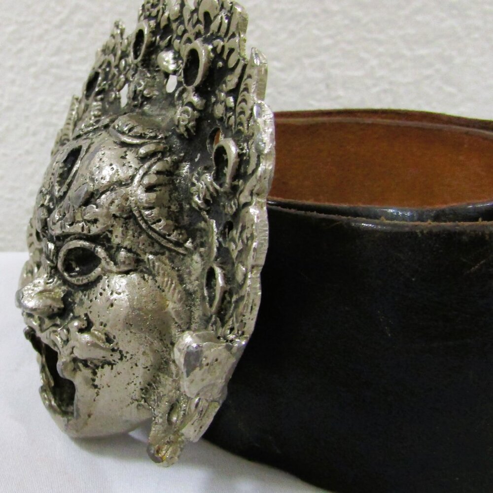 1980 José Cotel Signed Paris France Large Aztec Mask Buckle Wide Leather Belt - Picture 4 of 8